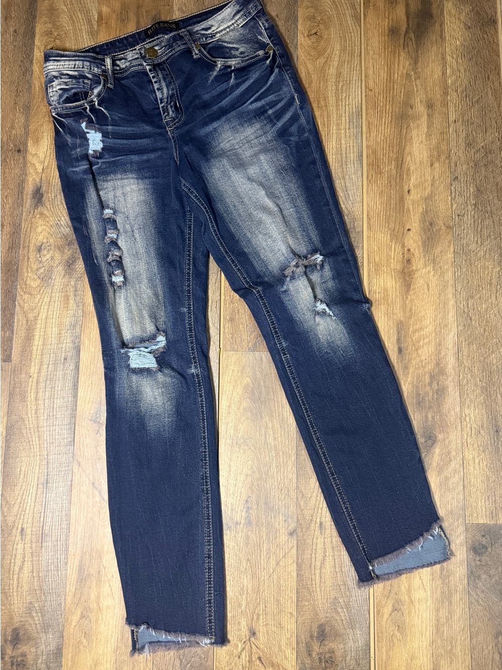 Elite Jeans Womens Size 5/6 Distressed Raw Hem Skinny Jeans Acid Wash